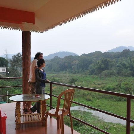 Konark Homestay Теккаді Екстер'єр фото