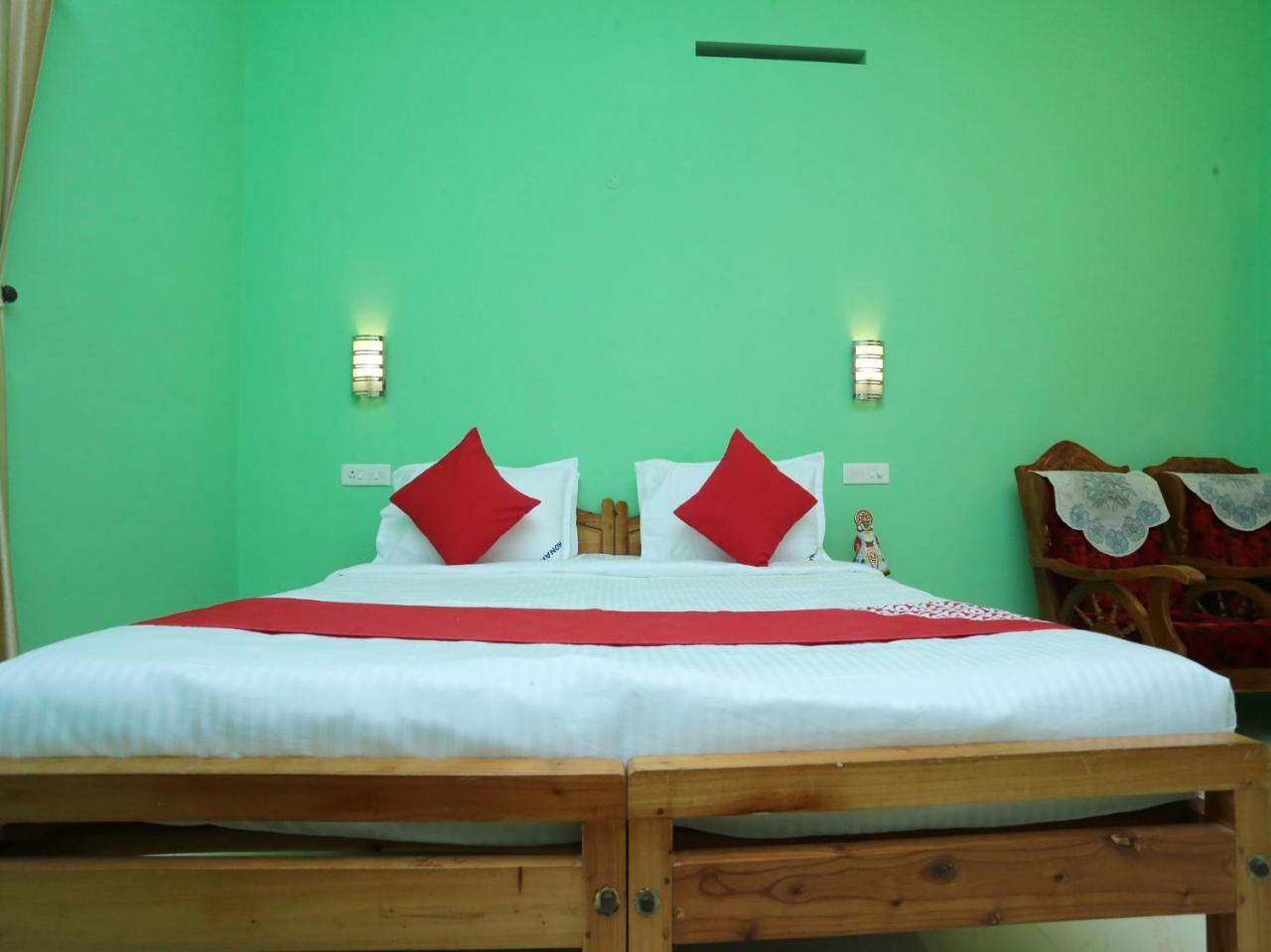 Konark Homestay Теккаді Екстер'єр фото