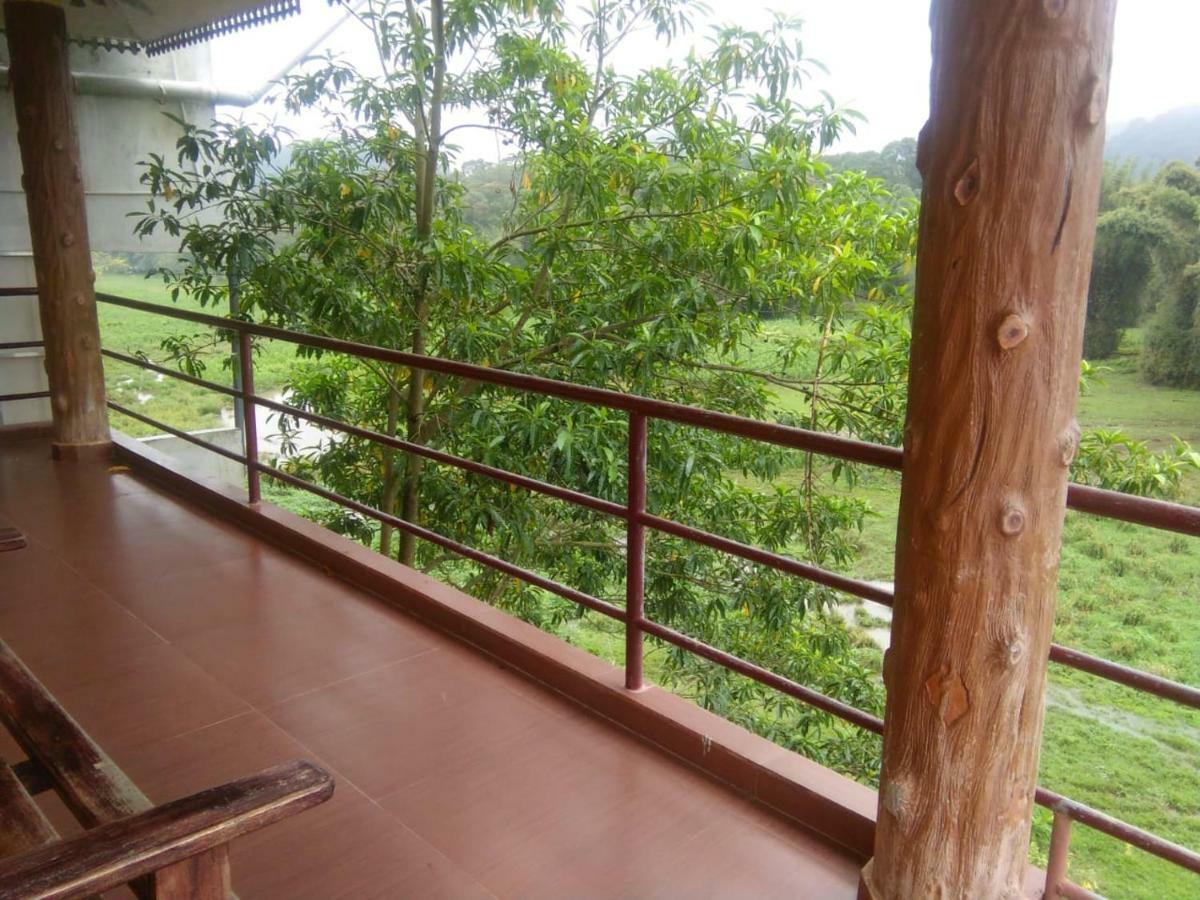 Konark Homestay Теккаді Екстер'єр фото
